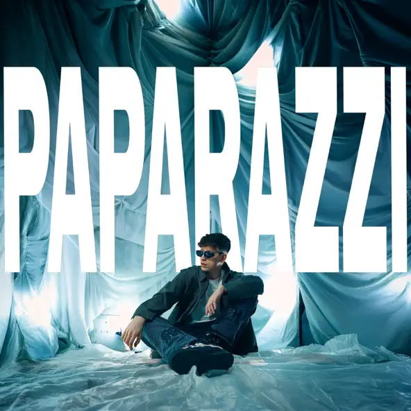 Скачать песню Meeron - Paparazzi