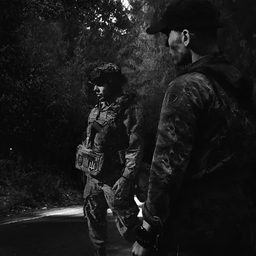 Скачать песню Pivovarov Prod - 100 Років (feat. Ptashkin & Mlb)